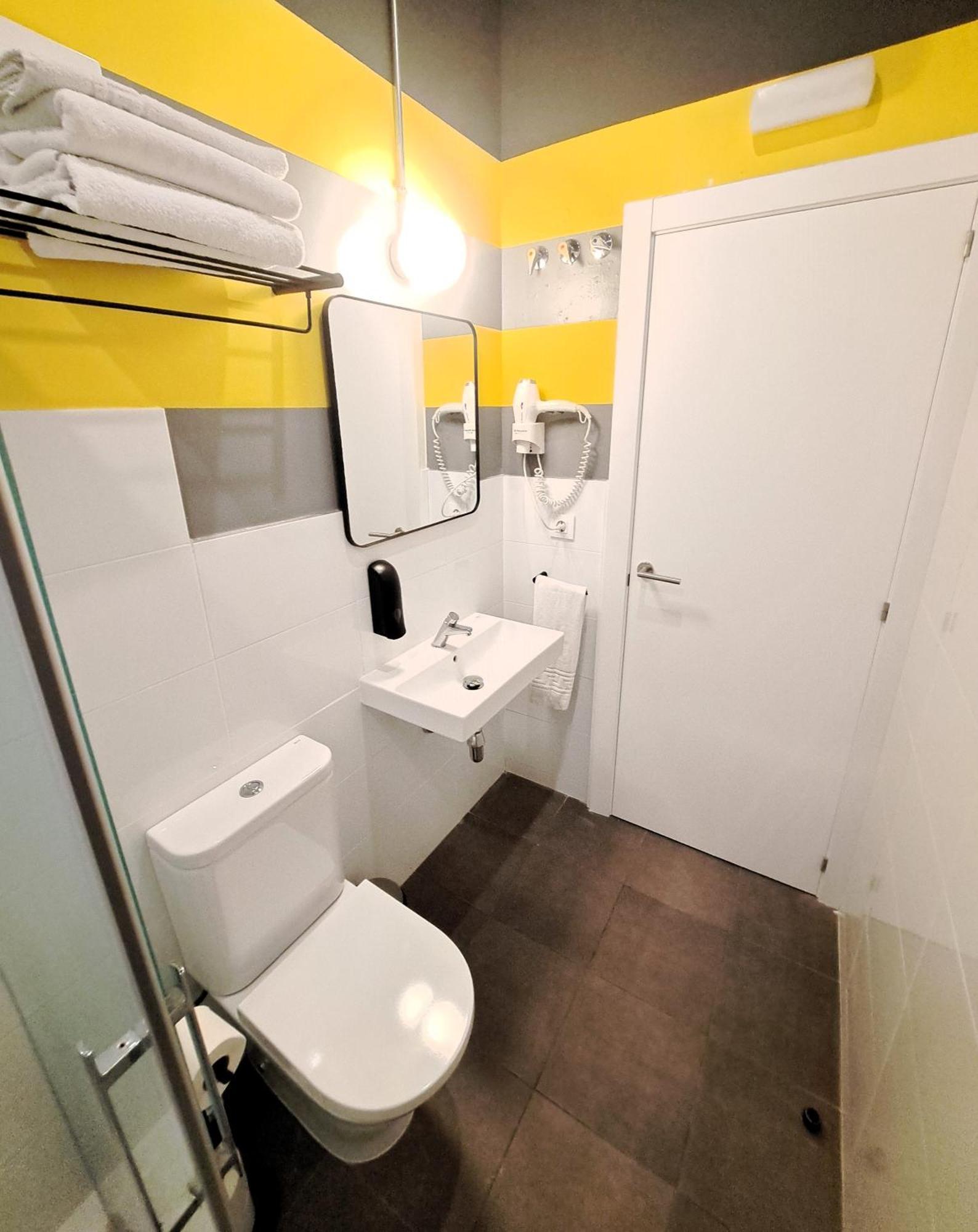 Bed & Bike Barcelona Pansiyon Dış mekan fotoğraf